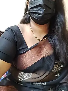 Stephaniee27 Adlı Modelin Canlı Sohbet Odası