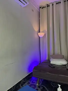 Živá chatovací místnost Gabtkley