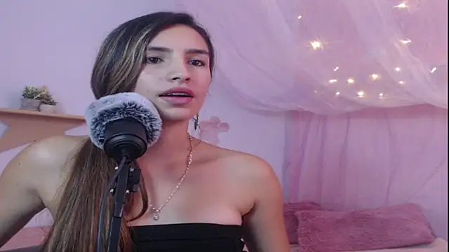 AmaraSaint Cameră chat live