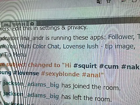 Sala de chat ao vivo de Michellblue