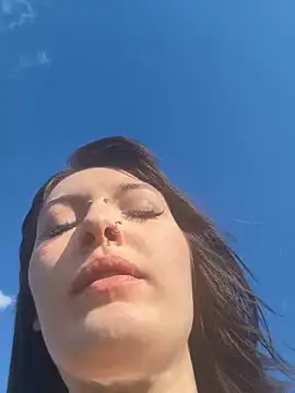 virusDoll Live Chatraum