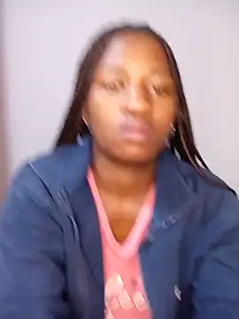 חדר צ'אט בשידור חי של DimpleQueen_01