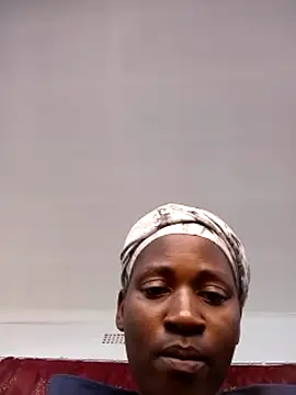 DimpleQueen_01's Live Chat Room