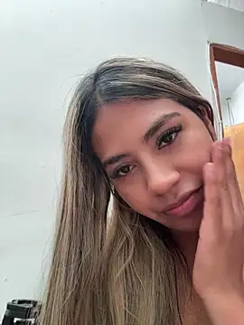 Sala de chat en directo de Kimmiebellarie