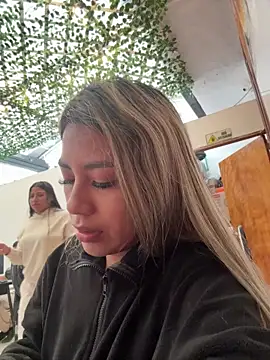Kimmiebellarie Ruang Obrolan Langsung