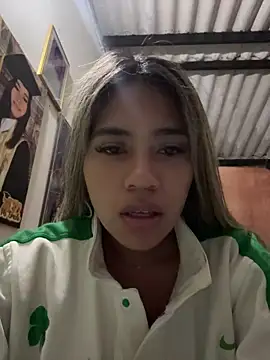 Kimmiebellarie Adlı Modelin Canlı Sohbet Odası