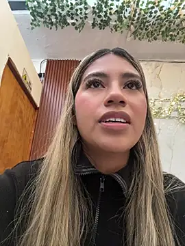 Kimmiebellarie Adlı Modelin Canlı Sohbet Odası