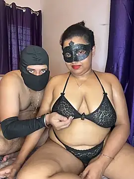 FantasyDesire লাইভ সেক্স ক্যাম শো