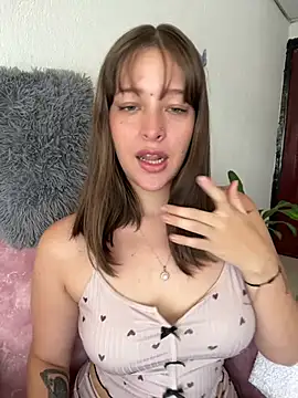 Mari_Rouse Cameră chat live