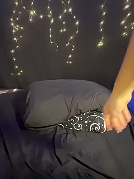 Ashnikko___ Cameră chat live