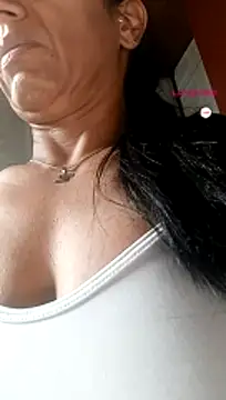 Živá chatovací místnost Rouse69__