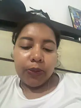 Ninibella 실시간 채팅방