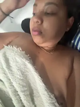 Chat ao vivo de Ninibella