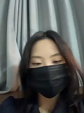Anlta-_vage-'s Live Chat Room
