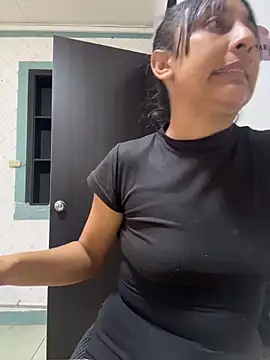 MELIZ_QUEEN Live chatroom