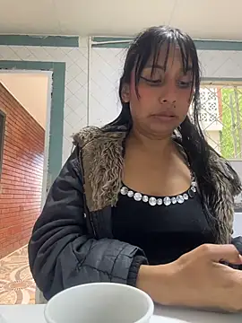 MELIZ_QUEEN live-chat rom