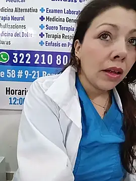Živá chatovací místnost SARA_21-