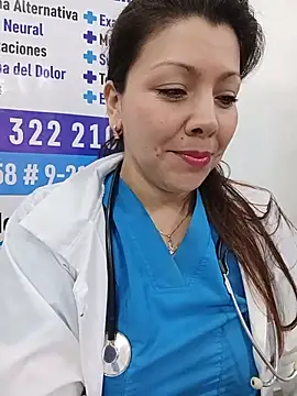 SARA_21- Adlı Modelin Canlı Sohbet Odası