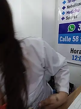 Chat ao vivo de SARA_21-