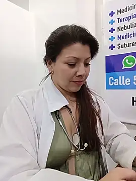 Sala de chat ao vivo de SARA_21-