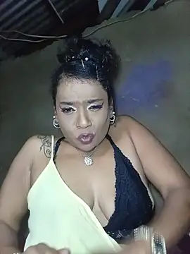 MissyLoveCreator's Live Chat Room