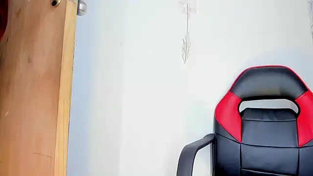 suriFoster Cameră chat live