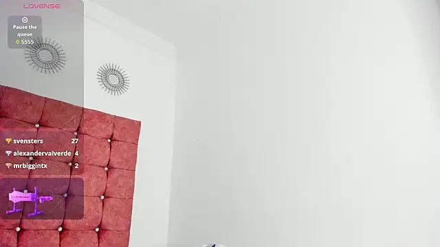 Dulce_violetta_ Adlı Modelin Canlı Sohbet Odası