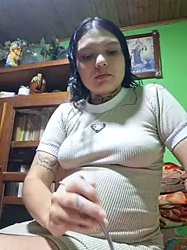 Pokój czatu na żywo – nika_1327