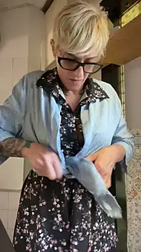 bornsinfull Cameră chat live