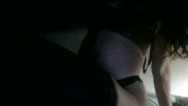 babiecutiebaddie Adlı Modelin Canlı Sohbet Odası