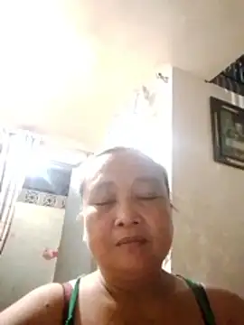 jeanyummytits – live chatrum