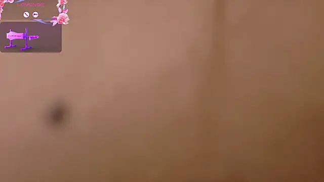 helen_diazz élő chatszobája
