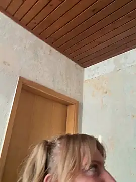 Tiffy_Rosee – live chatrum