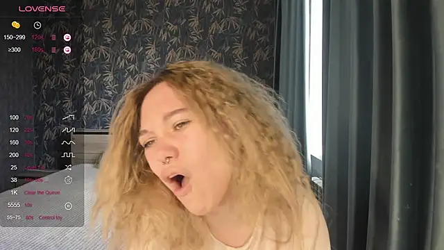 Anna_Delon – Naživo chatovacia miestnosť