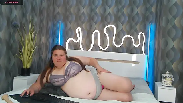 Bella_Blvck Live Chatraum