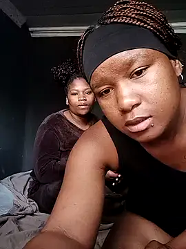 Diva-girl1's Live Chat Room
