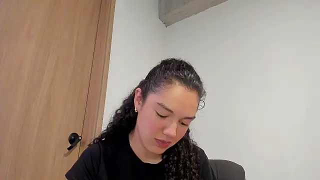 MiaRouseex Live Chatraum