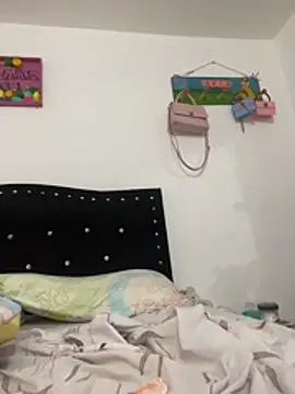 Selene__Ferrer 실시간 채팅방