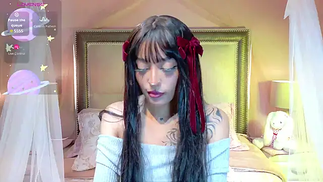 VaLuu__ Live Chatraum