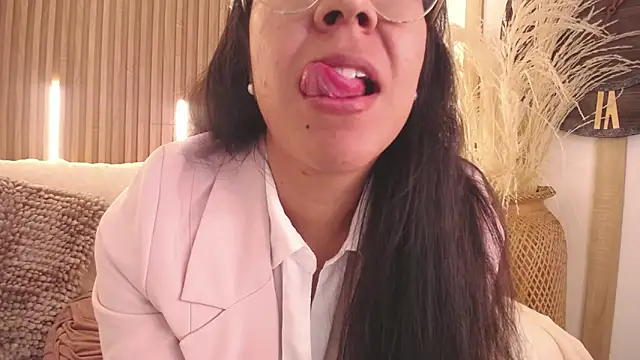 Velvet_Curly Cameră chat live
