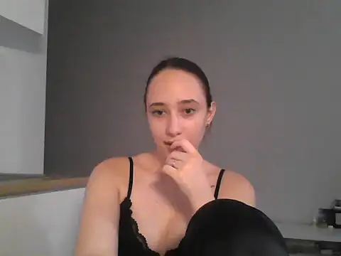DarkMirel Live Chatraum