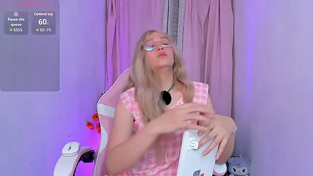 Živá chatovací místnost sweett_fire