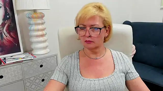 Онлайн чат luna_xfantasy