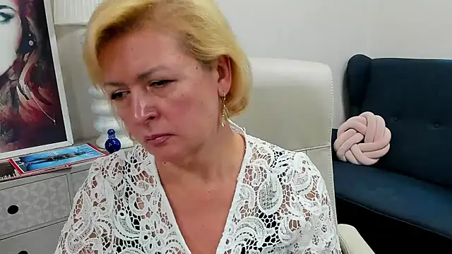 Chat soba uživo modela luna_xfantasy