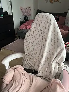 barbiplaymate – Naživo chatovacia miestnosť