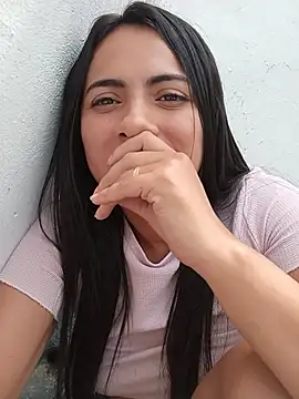 DaniellaGiraldo Live Chatraum
