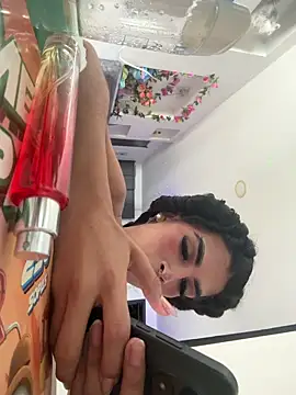 eingel_prince Adlı Modelin Canlı Sohbet Odası
