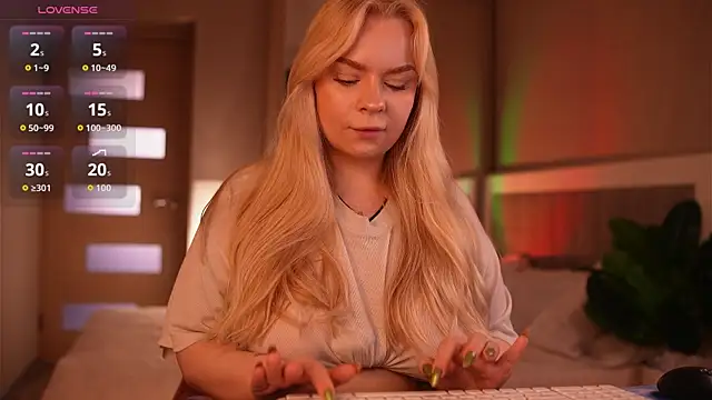 LisaLove3 élő chatszobája