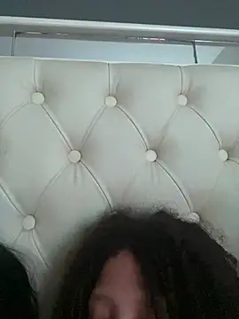 Stefy_sophie03's Live Chat Room