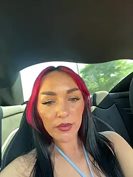 MeganFoxiyyy's Live Chat Room